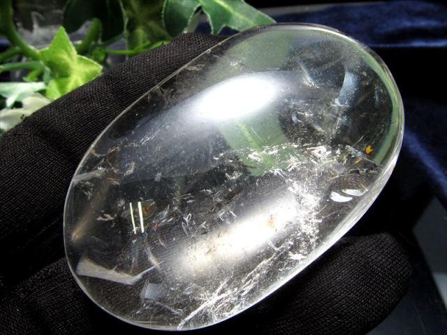 高品質 天然水晶 パームストーン 1個売り 重さ50g-70g つやつや 磨き石