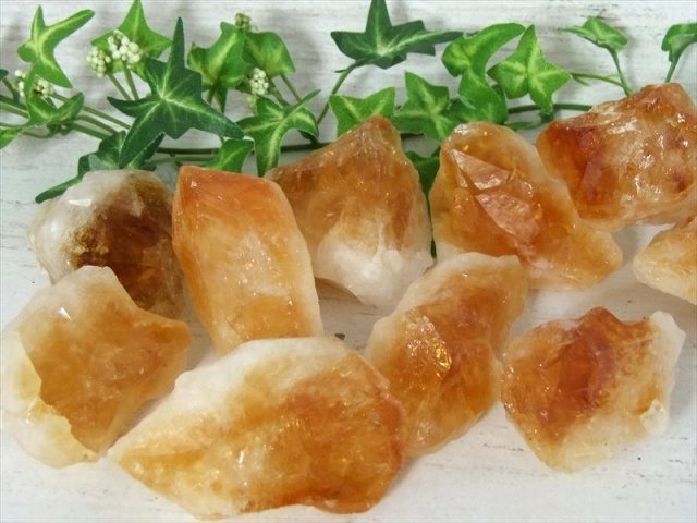 1個売り シトリン ラフ原石 20g-40g 美麗イエロー 透明感有り 金運