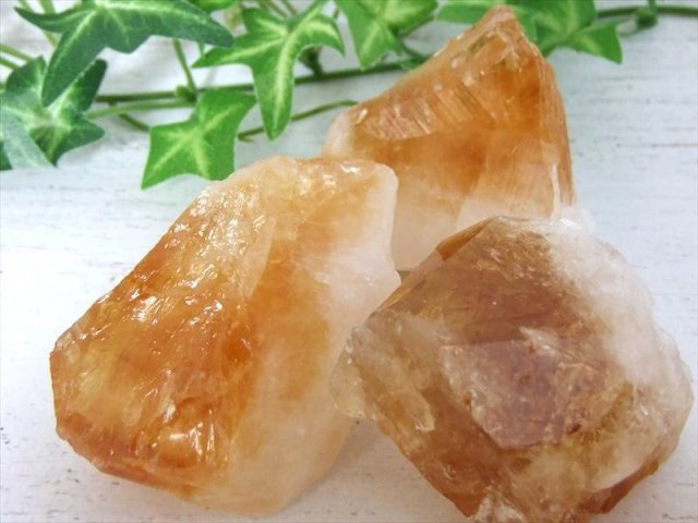 1個売り シトリン ラフ原石 80g-100g 美麗イエロー 透明感有り 金運