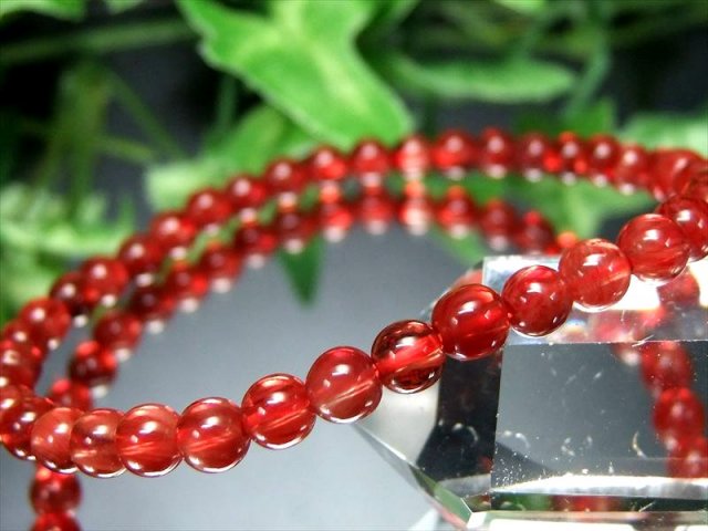 5A レッドアンデシン ブレスレット 4.5mm-5.5mm×40珠 全珠キャンディレッド 中性長石 本当の自分に近づく変化を促す石 一点物 チベット産 パワーストーン