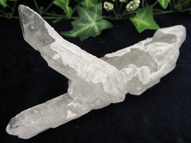 再結晶化した自然の神秘 エッチドクォーツ ブリッジクォーツ 水晶 原石 最大幅133mm 重さ129.4g 挫折を乗り越える蝕像水晶 ブリッジクォーツが紡ぐ奇跡の調和