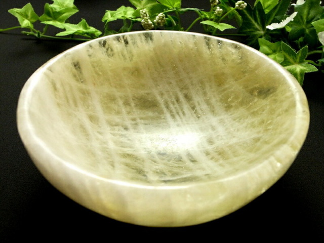 シトリン 丸皿 最大幅125mm 重さ538g 金運 財運 幸運 黄水晶 11月の誕生石 天然石ボウル インテリアや贈り物に 一点物 ブラジル産 パワーストーン 天然石