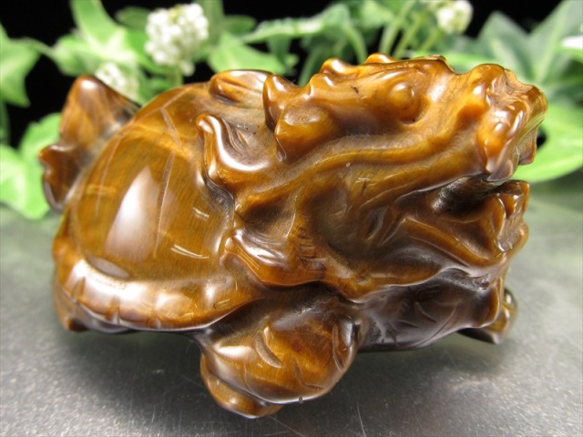 大サイズ タイガーアイ ロングイ 龍亀 彫刻 置物 最大幅約62mm 重さ110g前後 1個売り 財運を高める瑞獣 インテリアに 風水グッズ 置物 南アフリカ産