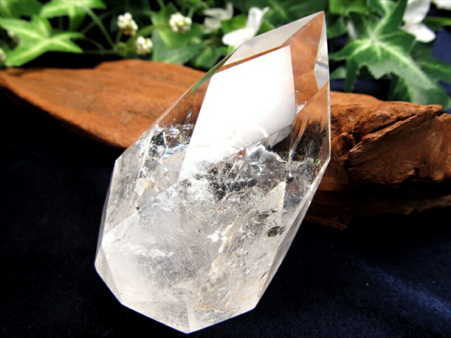 超希少 レムリアンシード贅沢使用 虹入り 天然水晶ドロップファセットカットオブジェ 高さ約74mm 重さ約143g 六芒星ドロップカット