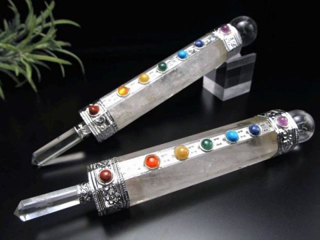 ヒマラヤ水晶丸玉付き ヒマラヤ水晶 ヒーリングワンド 全長約15cm-17cm 1個売り マジックワンド チャクラを表す7つの宝石 パワーストーン 天然石