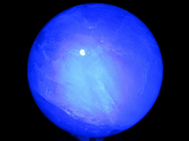 虹入り 高品質 蛍光 グリーン フローライト 丸玉 台座付 直径60mm 重さ380g 大人気丸玉 天才の石 つやつや光沢 一点もの 蛍石 アメリカ産 パワーストーン