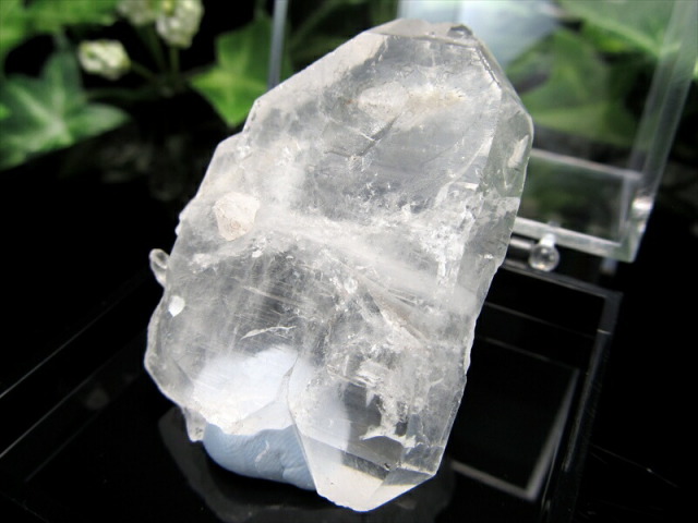 激レア 世界有数のヒーラーストーン ファーデンクォーツ 天使の水晶 結晶原石 コレクションケース付 コレクションや標本に 稀少点物 再生と復活の象徴