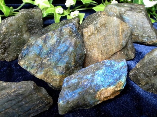 高品質 ラブラドライト ラフ原石 1個売り 90g-110g まるでオーロラ