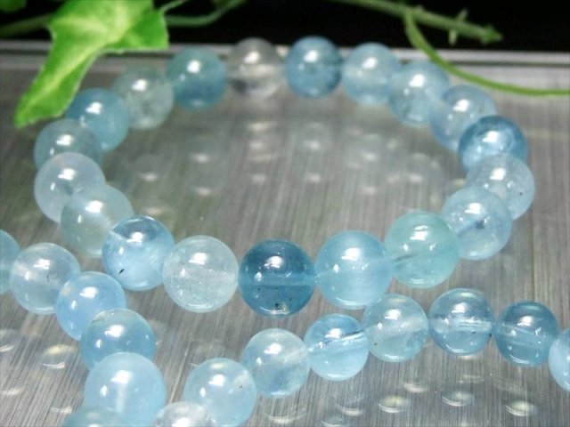 アクアマリン ブレスレット 10mm-10.5mm×19珠前後 クリアブルーカラー