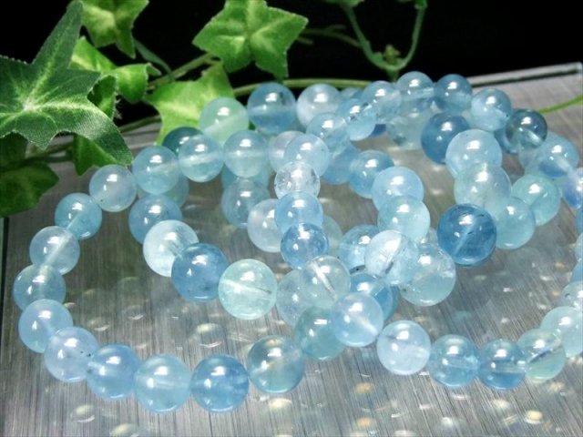 アクアマリン ブレスレット 10mm-10.5mm×19珠前後 クリアブルーカラー