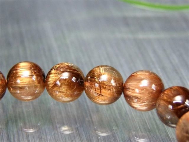 店頭展示中 キャッツアイ効果 S級 タイガータイチンルチルクォーツ