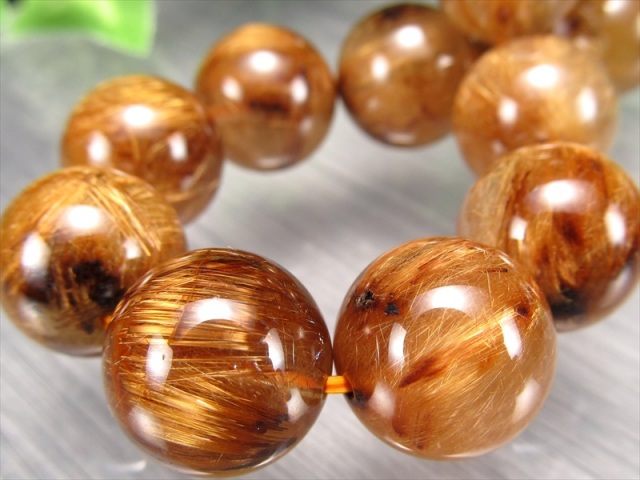 タイガーの束針 3A+ タイガータイチンルチルクォーツ ブレスレット 13.5mm-14mm×16珠 アンティークゴールド タイチン ブラウンゴールド針も 一点物