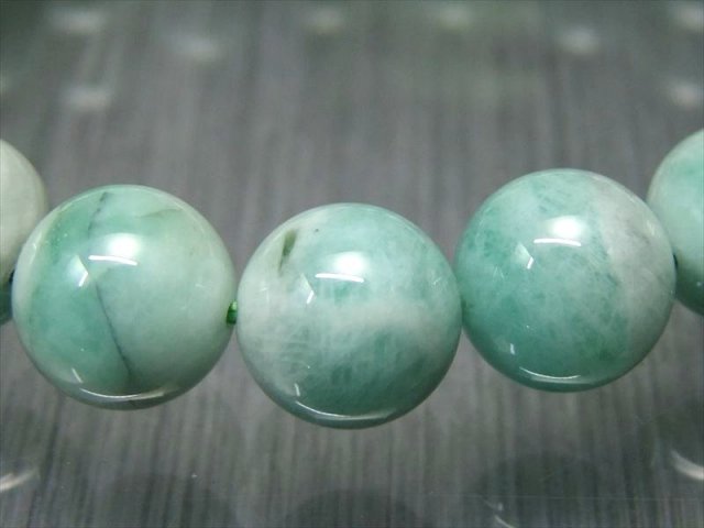 艶々明るめ 4A エメラルド ブレスレット 10.5mm-11mm×19珠 世界四大