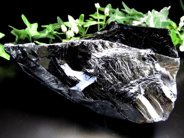 大きめサイズ テラヘルツ鉱石 原石 最大幅181mm 重さ1476g つやつや