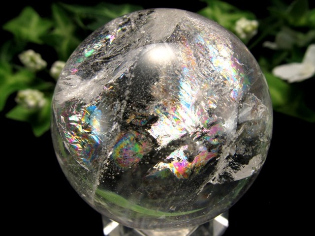 透明感抜群 5A 虹入り レムリアン水晶 丸玉 台座付 φ44mm 重さ120g 古代の叡智を封じ込めた水晶 レムリアンクリスタル レインボー水晶 レインボー丸玉