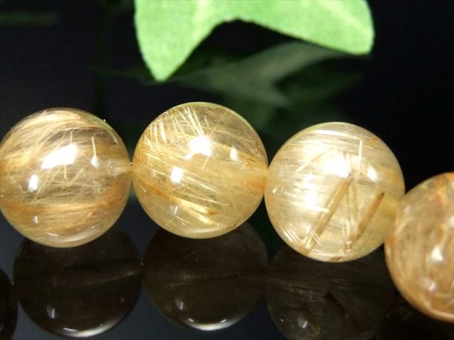 迫力の束針 5A タイチン多め ゴールドルチル クォーツ ブレスレット