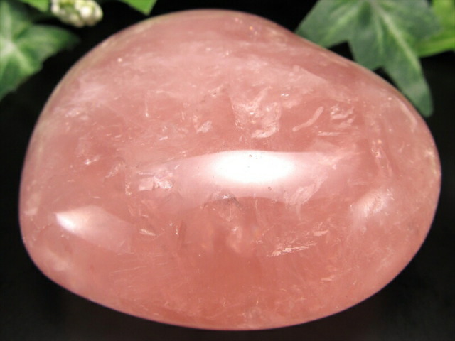 ディープローズクォーツ ハート型 置物 最大幅 68mm 重さ193g 女性に