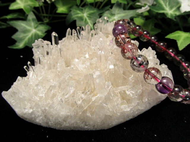 四川水晶 針状 水晶クラスター 最大幅92mm 重さ213g クォーツ 超人気針