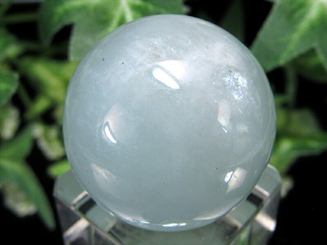 高品質 潤いたっぷり アクアマリン 丸玉 台座付 直径26mm 重さ24g 3月の誕生石 海の守護石 美しい若さと幸せな喜びの象徴 夏色のスフィア ブラジル産