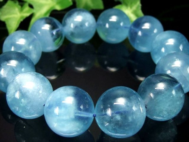 店頭展示中 雲の浮かぶ夏空 巨大 4A エンジェルクラウド アクアマリン ブレスレット 18mm-19mm×12珠 3月誕生石 海の守護石 美しい若さと幸せな喜びの象徴