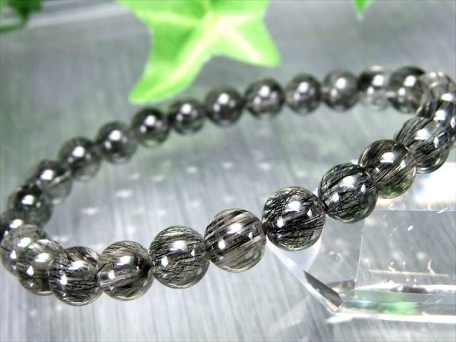 激レア・針の向きが揃ったタイプ 5A ブラックルチル クォーツ