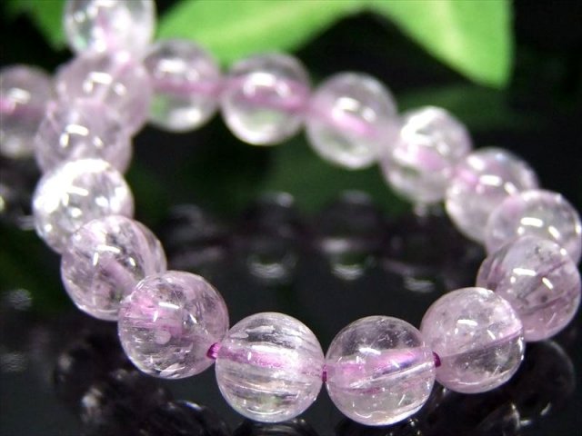 5A キャッツアイ クンツァイト ブレスレット 6.5mm-7mm×28珠 きらりと目を引くキャッツアイ効果 キラキラ反射 リチア輝石 一点物 ブラジル産 bl-p