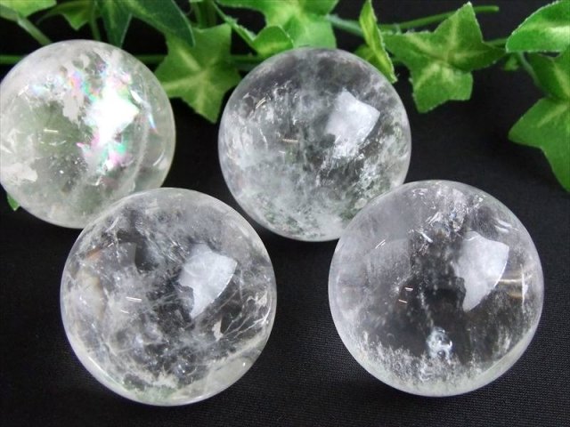 天然透明水晶 丸玉 直径32mm-34mm すべての浄化と純粋さの象徴 お守りにも クリスタルスフィア ブラジル産 ma-s パワーストーン 天然石