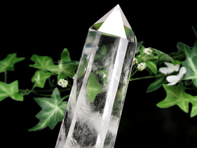 水晶 ポイント 六角柱 置物 高さ142mm 重さ218g 極上超透明 水晶 クリスタル 水晶ポイント 浄化 インテリア 一点もの ブラジル産 パワーストーン 天然石
