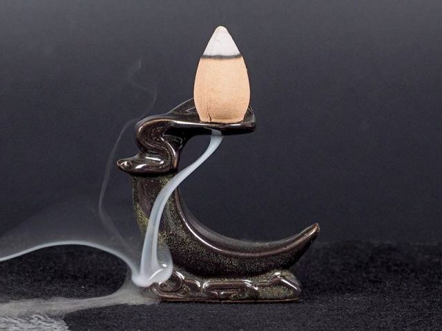 三日月型デザイン 倒流香炉 高さ約5.7cm 最大幅約5.7cm 陶器 倒流香 香炉 コーンタイプ用 インセンスバーナー 天然石の浄化やインテリアに