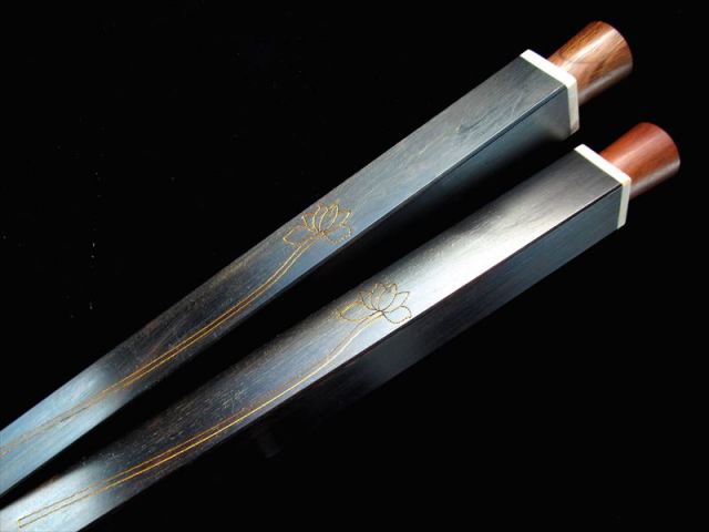 紫檀木のお香立て お香ボックス 蓮の花Cタイプ 神固 質感がサイの角に