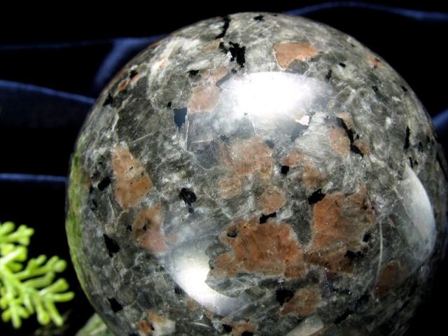 ユーパーライト/ Yooperlite丸玉（sphere）34.7mm/ｷﾞｬﾗﾝﾃｨ