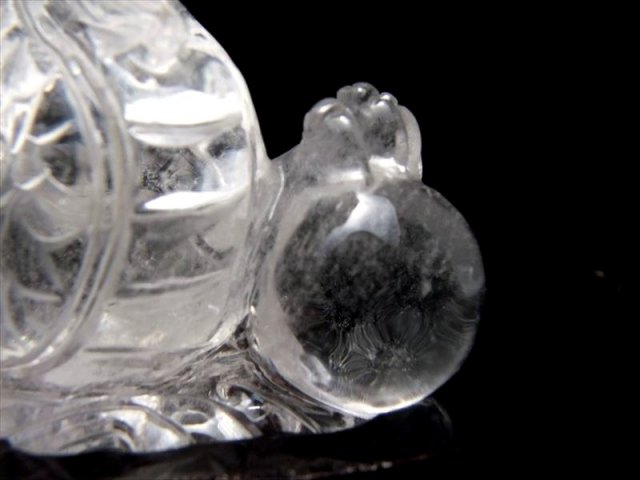 玉持ち龍神 透かし彫り技巧 透明天然水晶 玉持ち龍 彫刻置物