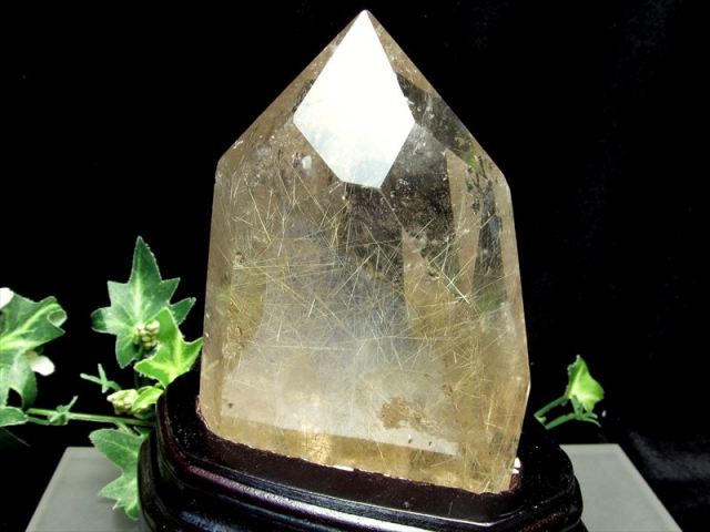 ルチルクォーツポイント（針水晶六角柱）ゴールドルチル 天然石 原石 
