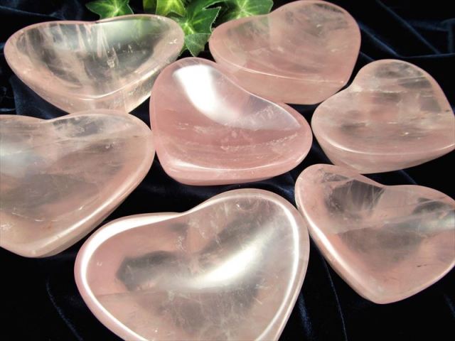 小物が浄化できる天然石小皿 ローズクォーツ ハート型小皿 置物 1個