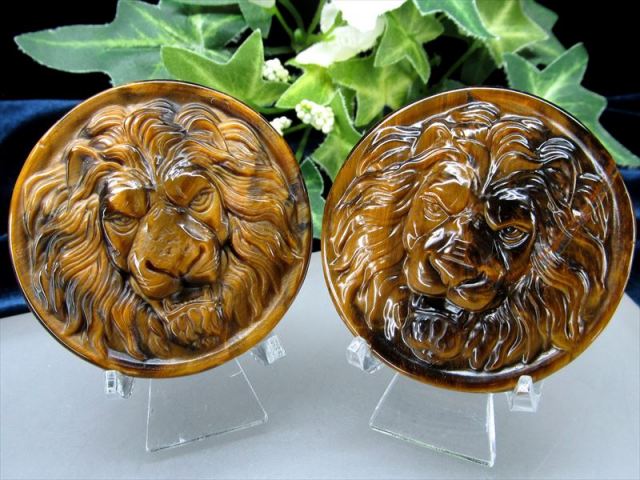 送料無料　リアルな虎目石（タイガーズアイ）彫刻　虎置物　★大珍品★ 送料無料 リアルな虎目石（タイガーズアイ）彫刻 虎置物 ☆大珍品