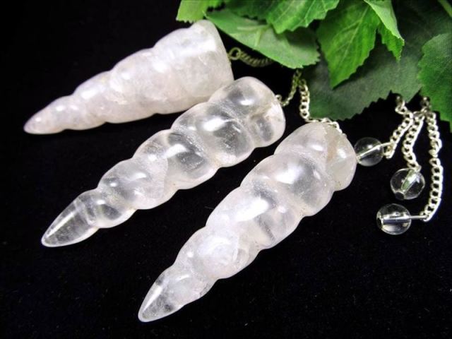 ヒマラヤ水晶 スパイラル型 ペンデュラム 縦約50mm-60mm 全長約23cm-25cm 1個売り 霊峰ヒマラヤ山脈産水晶 世界最古のペンデュラムモチーフ ヒマラヤ山脈産
