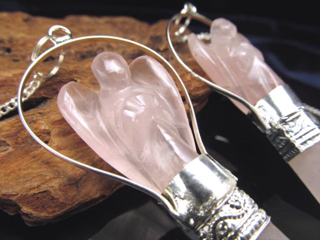 ローズクォーツ 天使像 ベティさま専用デンドリ入り!ローズクォーツ