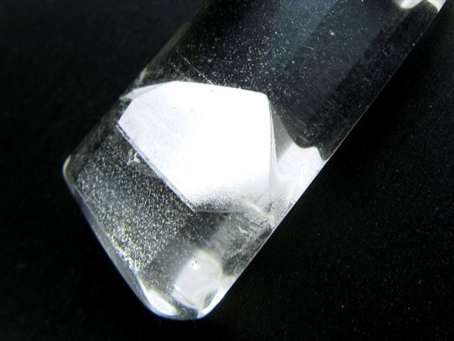 ホワイトファントム　天然石　水晶　山入り水晶　レーザークォーツ 楽天市場】山入り ホワイトファントムクォーツの通販