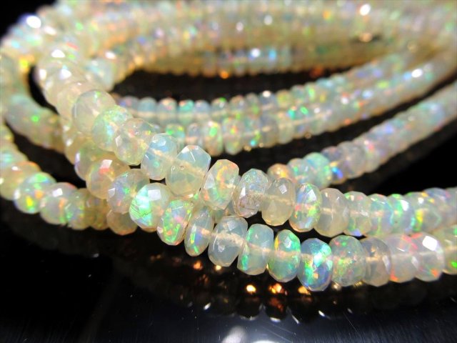 ☆プレシャスオパール ボタンカットブレス②(SA+) br>天然石<br