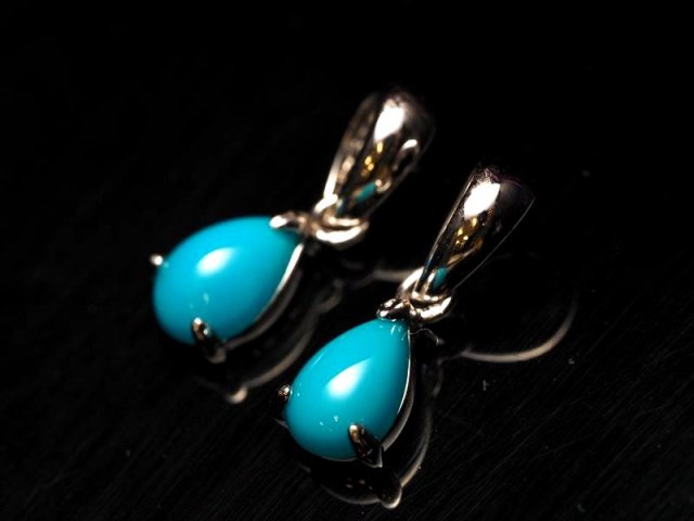 アリゾナ タ―コイズシルバーペンダント アリゾナ産ターコイズ ペンダントトップ with ファイヤー