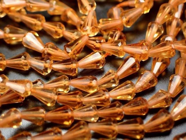 シトリン(黄水晶) ドロップカット 縦約4mm-5mm×横約3mm 一連 約30-33cm 宝石質ネックレス&ブレスパーツ 透明感抜群 ブラジル産
