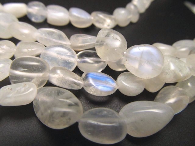 ムーンストーン(月長石)タンブル連 約4mm-7mm 一連 約38-40cm 高品質入荷 お買い得タンブル連 粒サイズ インド産