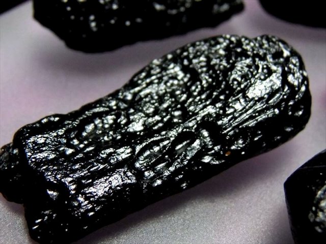天然石詰め合わせ╰(*´︶`*)╯ 今回は小さめタイプ テクタイト原石 詰め合わせ 約100gパック