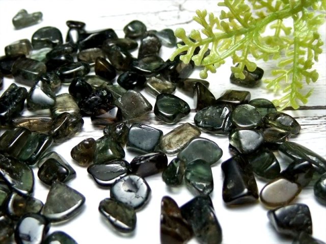 激レア 流通量極少 コーネルピン(コルネルップ石)さざれ 50g 粒