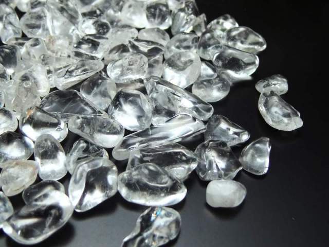 ☆特別ご奉仕☆全てを清める【1kgブラジル産クリスタルクォーツ天然