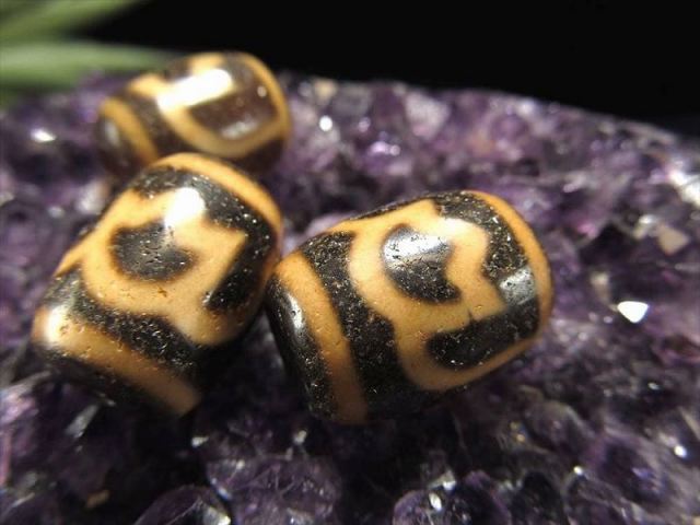 ミニ天珠 水蓮花天珠(すいれんかてんじゅ) 全長約16mm 1個売り ころんと可愛いミニ天珠 病魔退散・美容健康・ストレス解消・心身健康