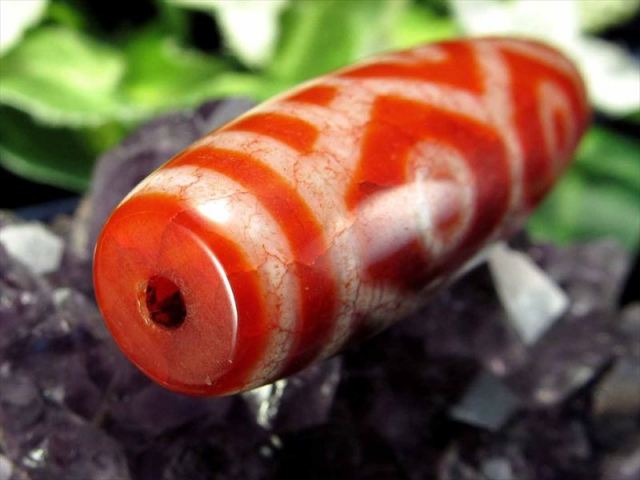 激安 折線六眼天珠 健康守りノビーズ イ 亀甲六眼天珠紅