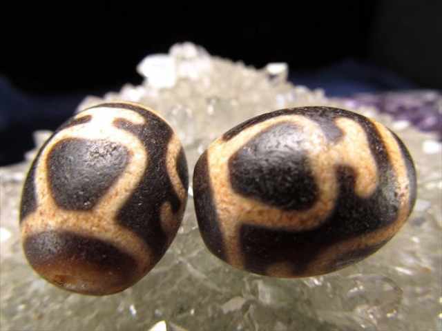 20年前の天珠 天地天珠 （黒朱砂） ふと