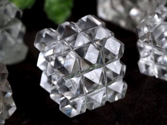 大型 高品質】ヒマラヤ水晶 結晶 磨き上げ ⭐︎ 浄化 k653