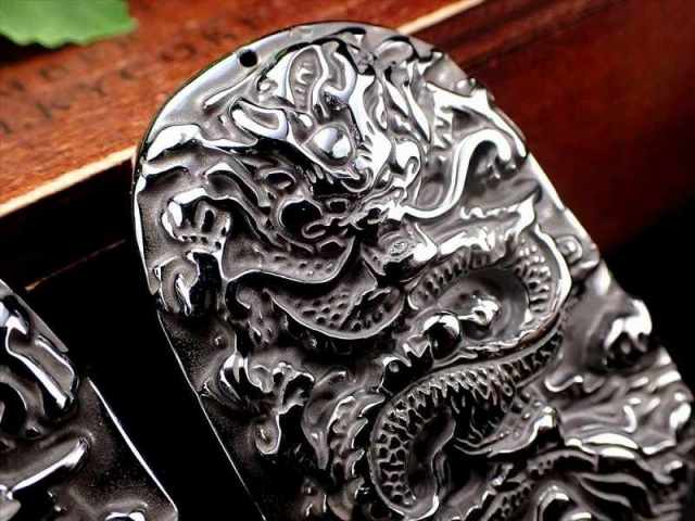 高純度 テラヘルツ鉱石 ドラゴン 龍 プレート 縦約53mm 1個売り